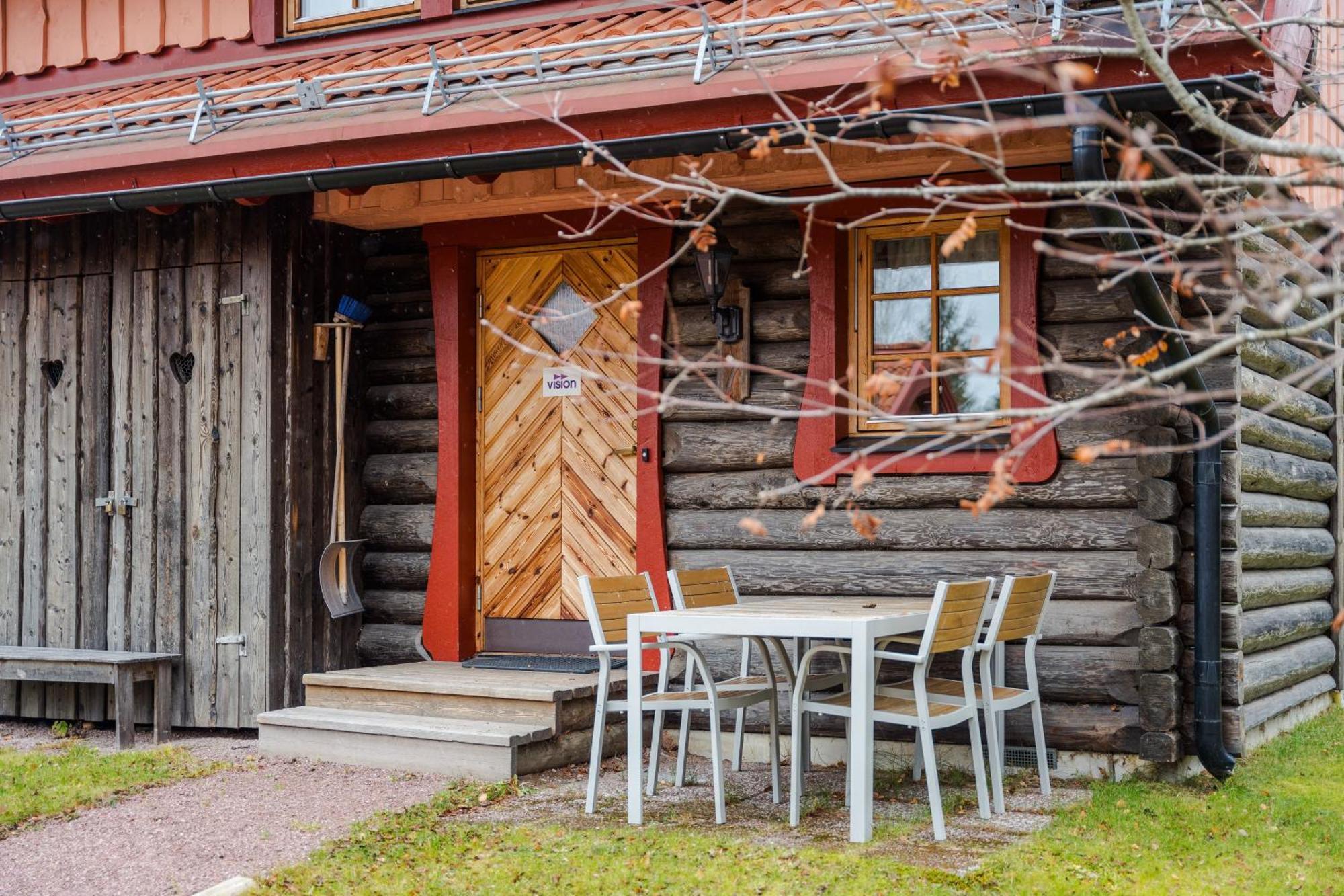Sagolandsbyn Villa Mora Buitenkant foto